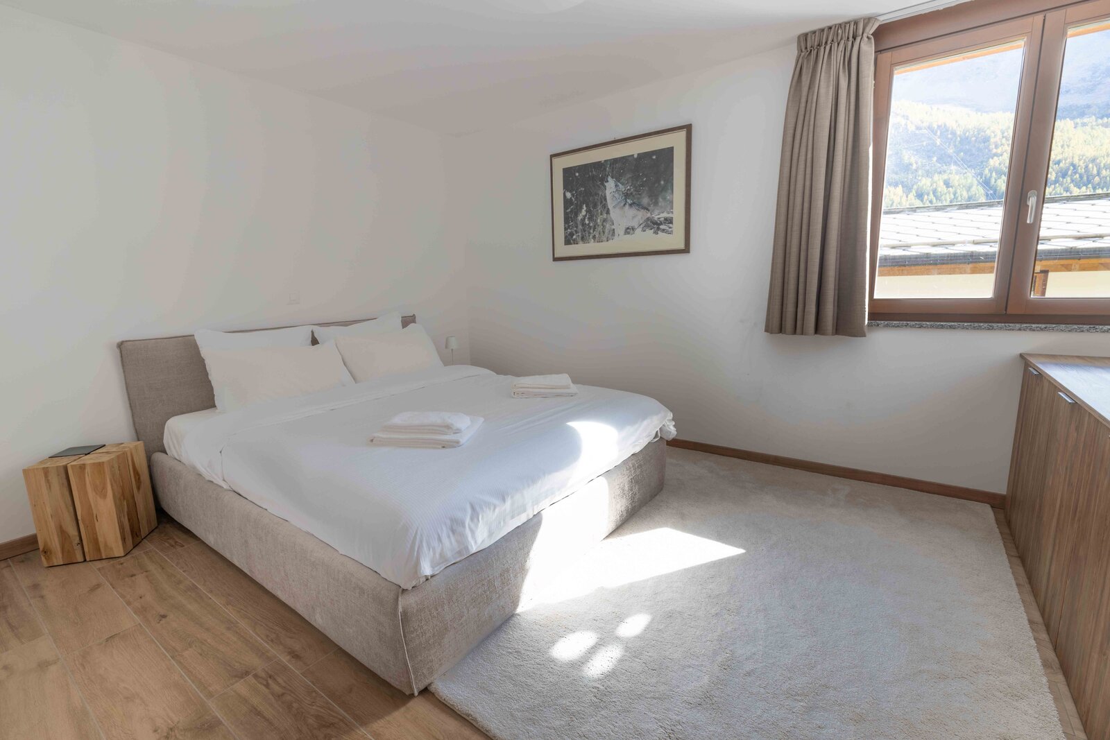 Guest Room 2
