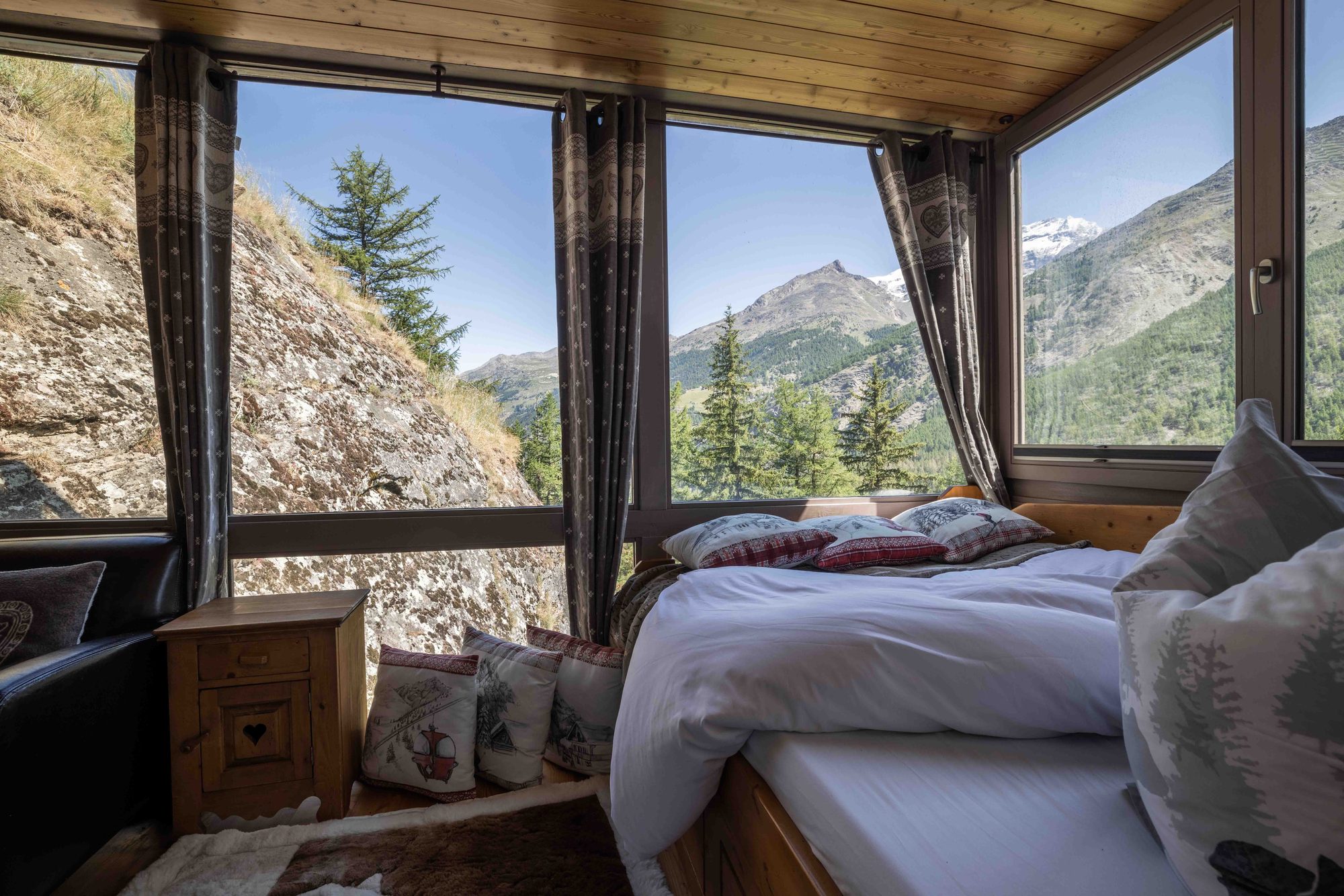 Panoramic Bedroom