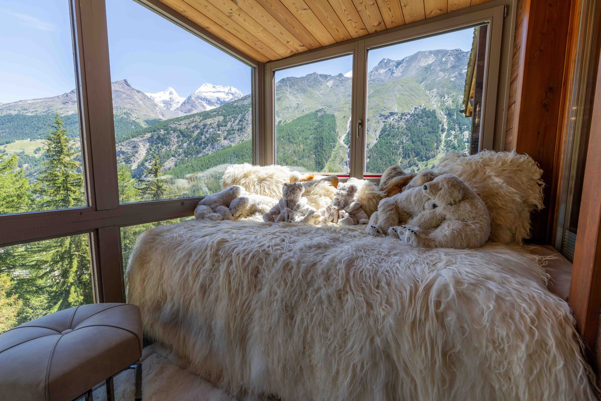 Panoramic Bedroom