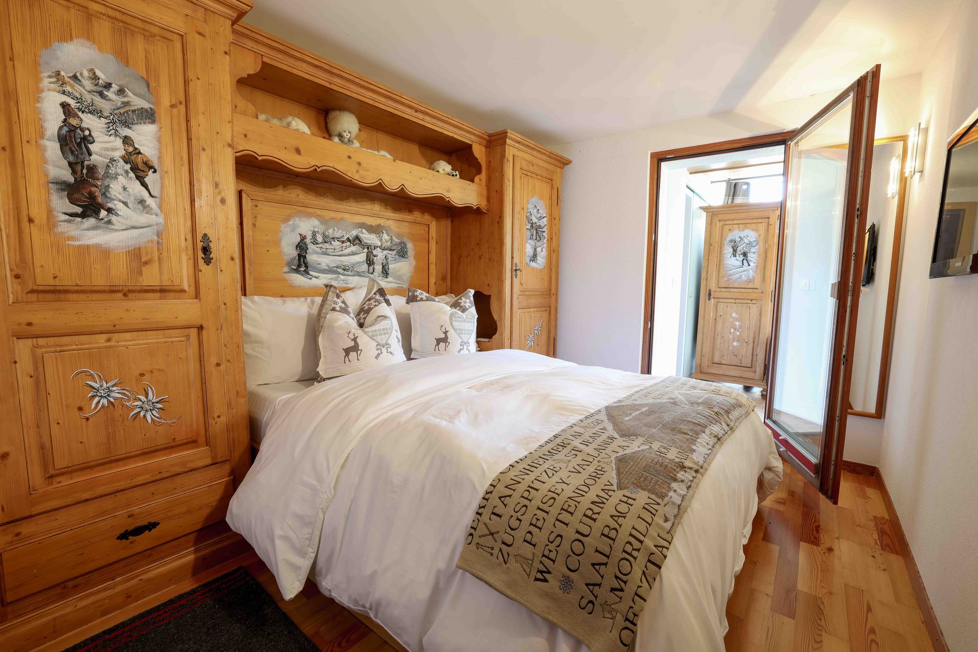 Chalet Sterling